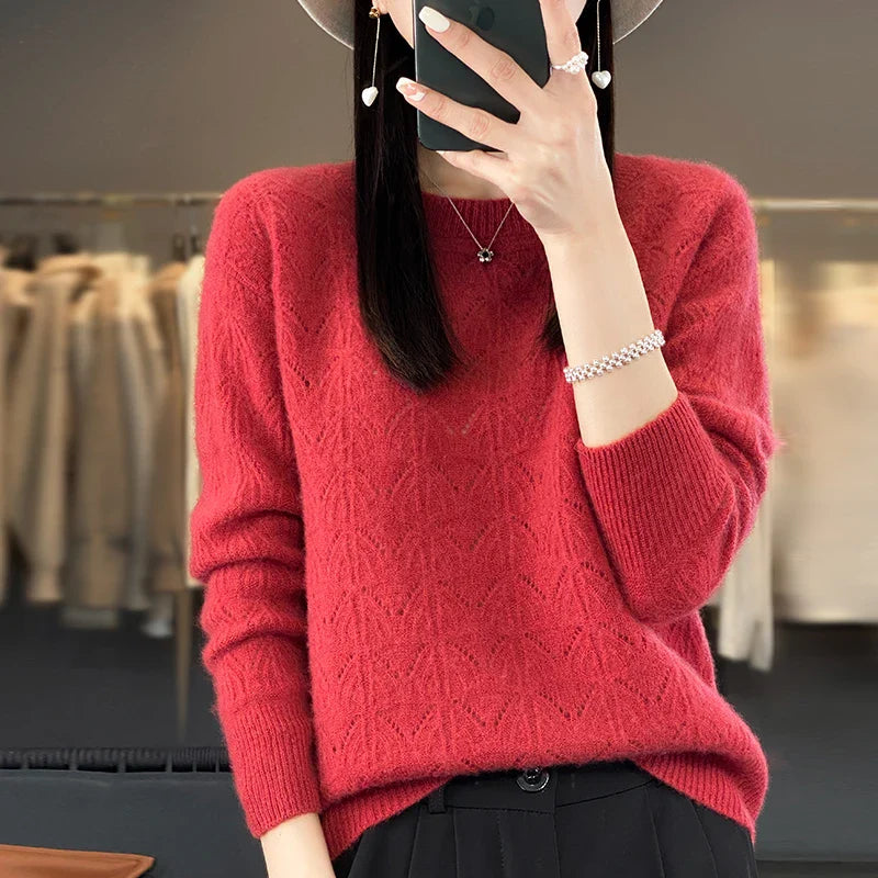 Clarinda London | Soft Cream Cashmere Sweater