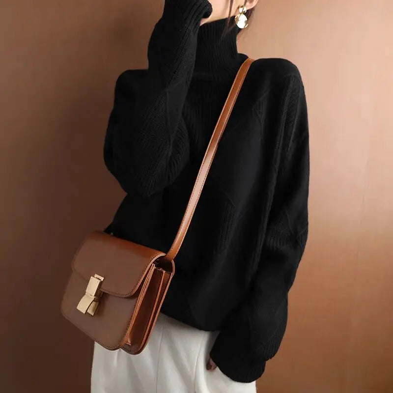 Elowyn London | Cashmere Geometric Knit Turtleneck