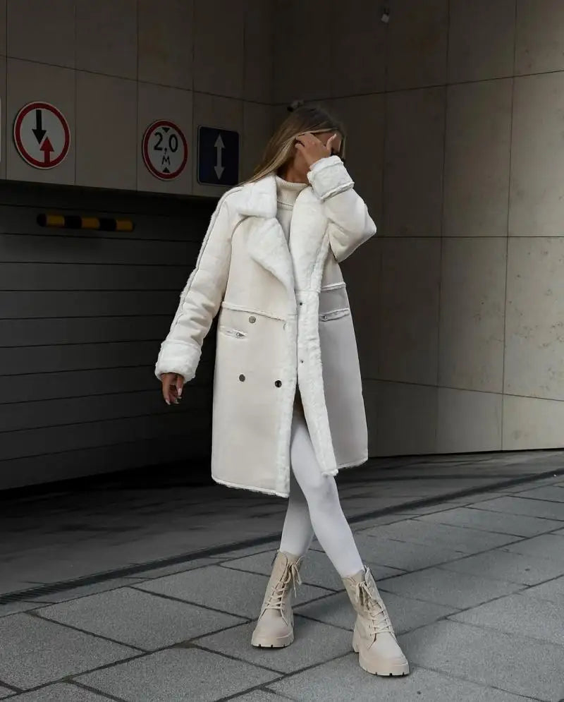 Aurelia - Chic Oversized Faux Fur Coat