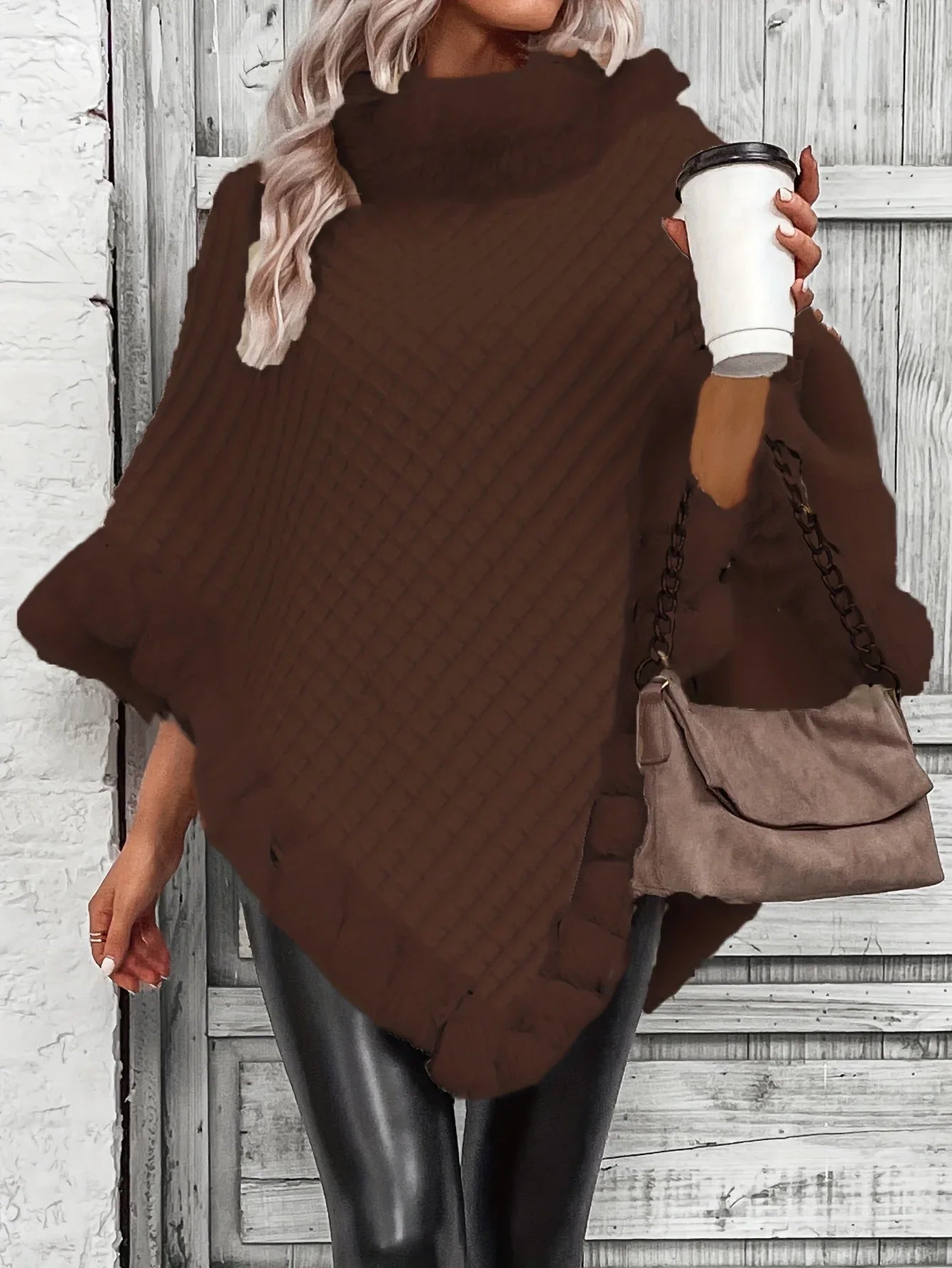 Elara – Faux Fur Trim Knit Poncho