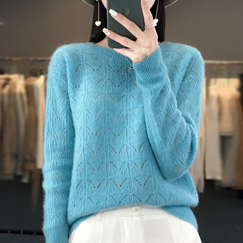 Clarinda London | Soft Cream Cashmere Sweater