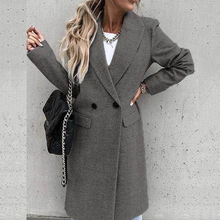 Evelyn – Classic Winter Coat with Lapels